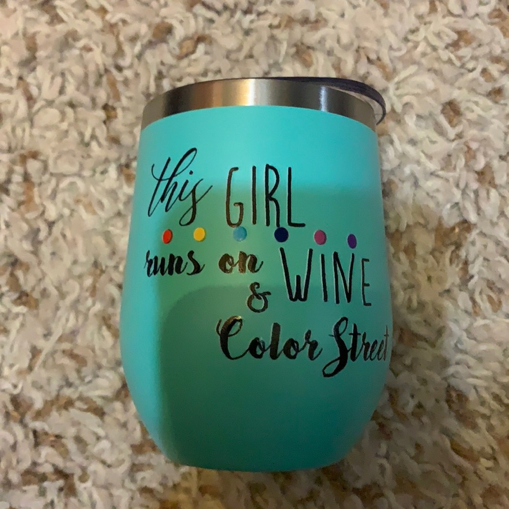 Color street travel wine tumbler